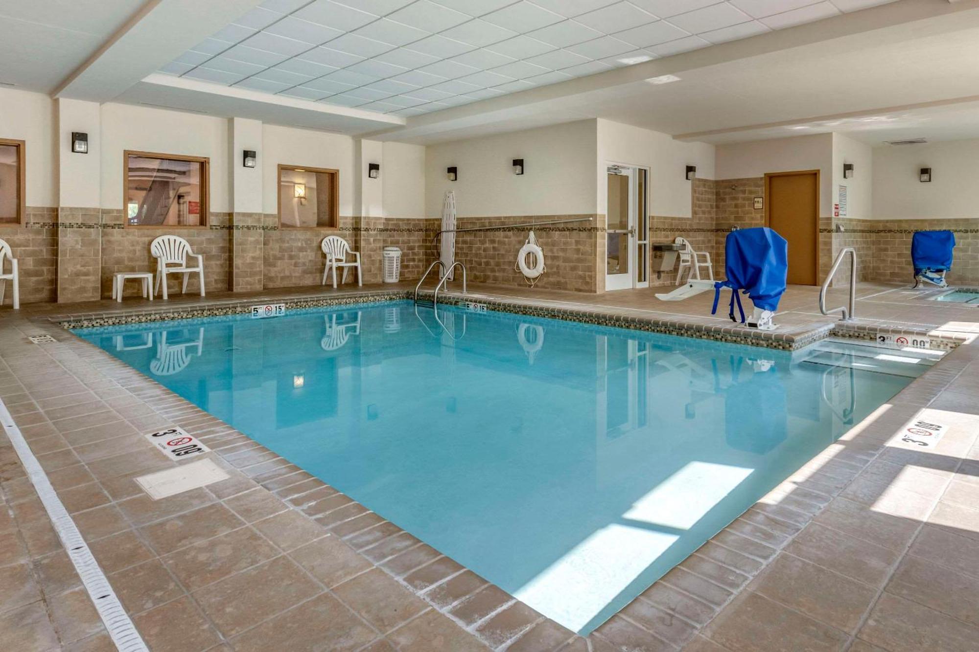 Dover Comfort Inn & Suites מראה חיצוני תמונה