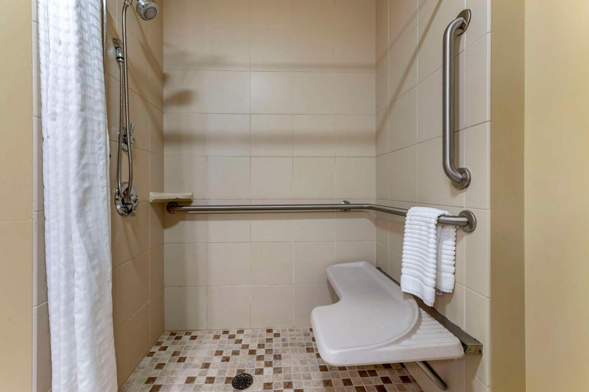 Dover Comfort Inn & Suites מראה חיצוני תמונה